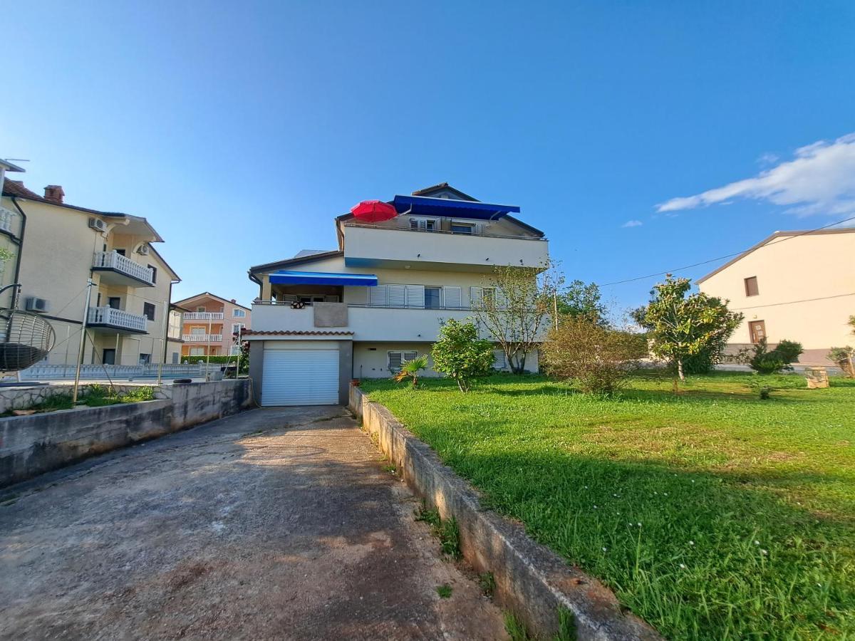 Casa Antonio With Swimming Pool Lejlighed Novigrad Istria Eksteriør billede