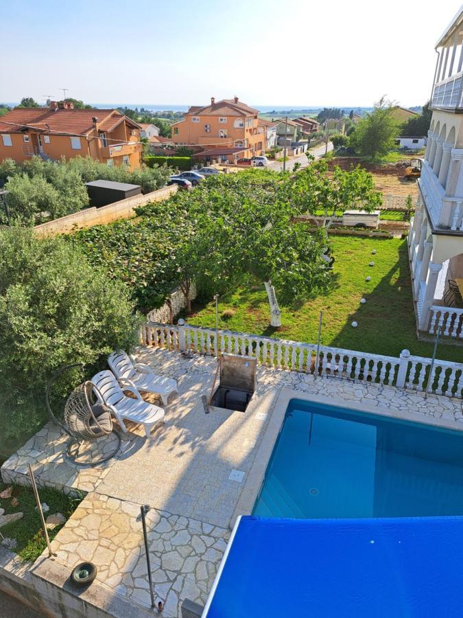 Casa Antonio With Swimming Pool Lejlighed Novigrad Istria Eksteriør billede